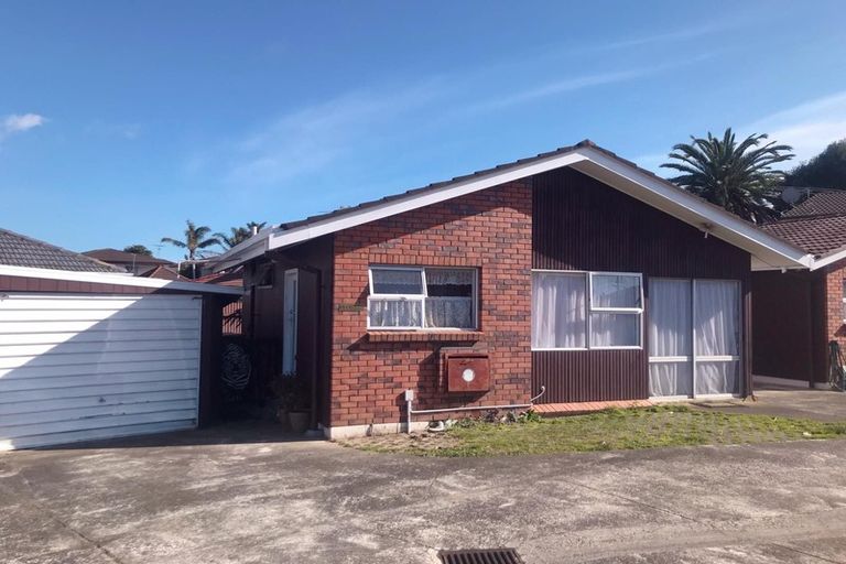 Photo of property in 10/12 Ingram Street, Papakura, 2110