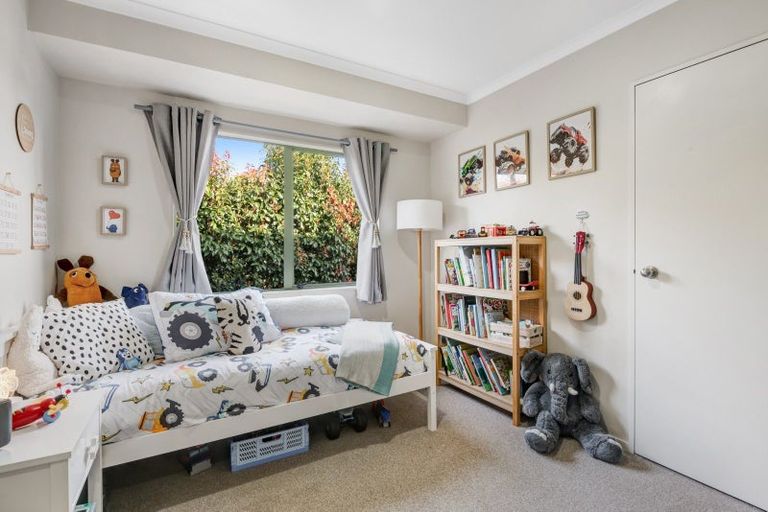 Photo of property in 25a Jelas Road, Red Beach, 0932