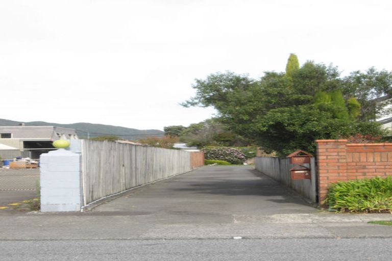 Photo of property in 90a Epuni Street, Epuni, Lower Hutt, 5011