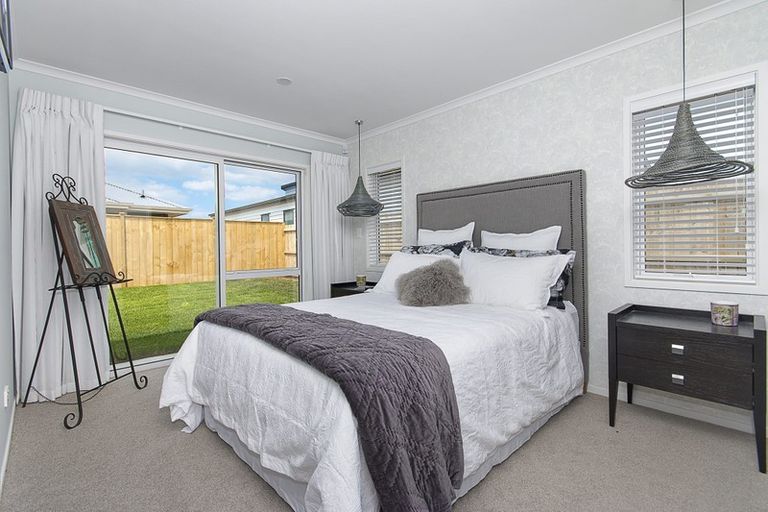 Photo of property in 1 Okohaka Avenue, Glenbrook, 2681