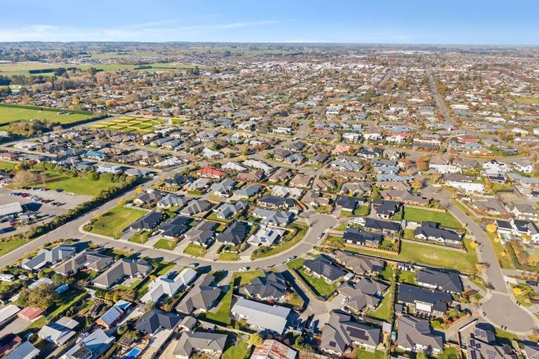 Photo of property in 12b Awa Place, Rangiora, 7400