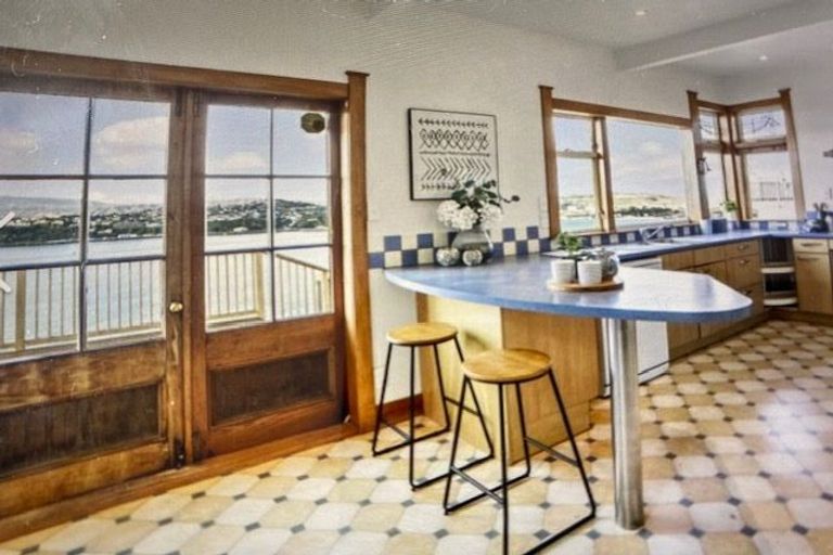 Photo of property in 69 Overtoun Terrace, Hataitai, Wellington, 6021