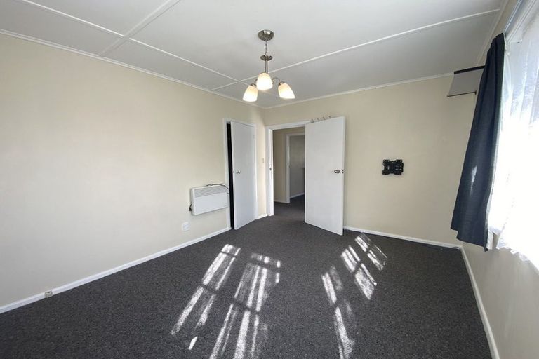 Photo of property in 99 Hewer Crescent, Naenae, Lower Hutt, 5011