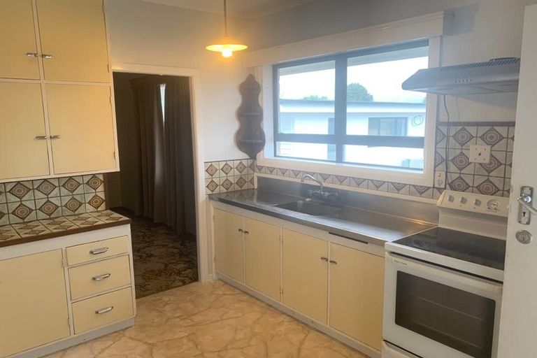 Photo of property in 14 Fraser Road, Papatoetoe, Auckland, 2025