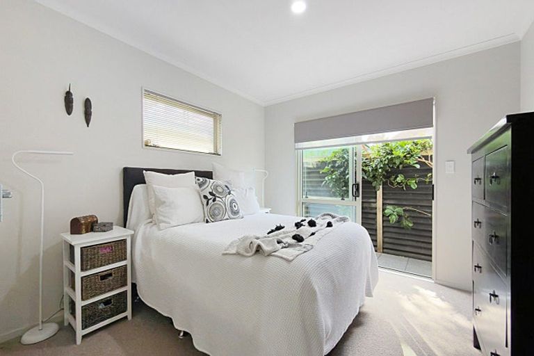 Photo of property in 10 Whiritoa Beach Road, Whiritoa, Whangamata, 3691