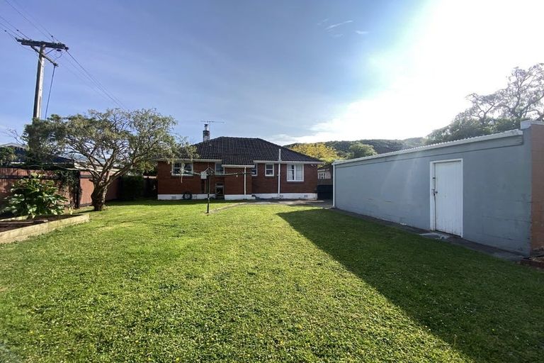 Photo of property in 99 Hewer Crescent, Naenae, Lower Hutt, 5011