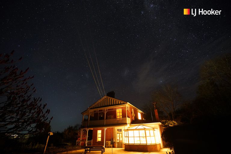 Photo of property in 108 Limeworks Road, Circle Hill, Milton, 9291