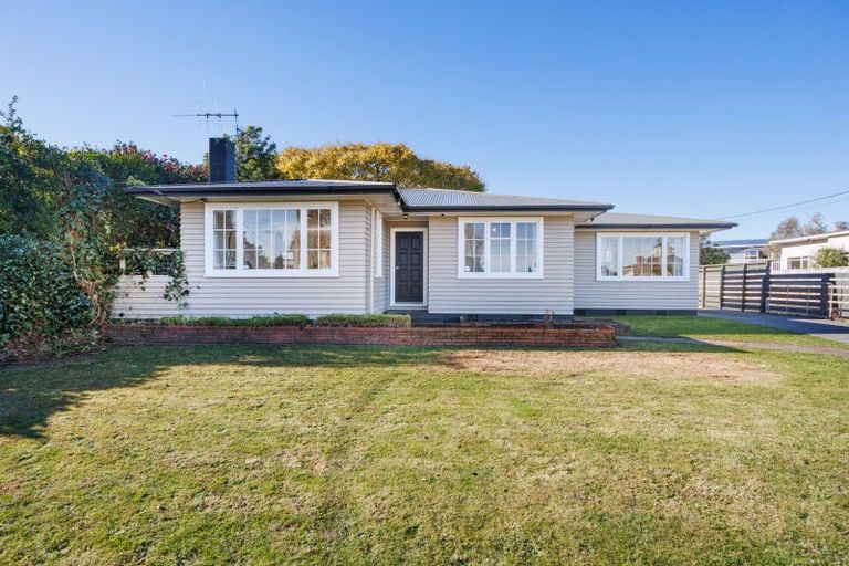 Photo of property in 8 Norwich Place, Awapuni, Palmerston North, 4412