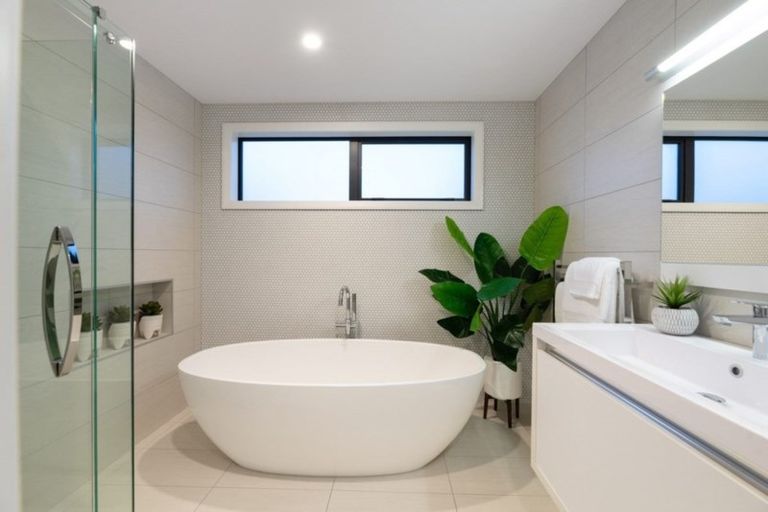 Photo of property in 26 Oceanview Road, Mount Maunganui, 3116