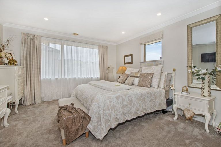 Photo of property in 18 Lochiel Place, Te Kamo, Whangarei, 0112