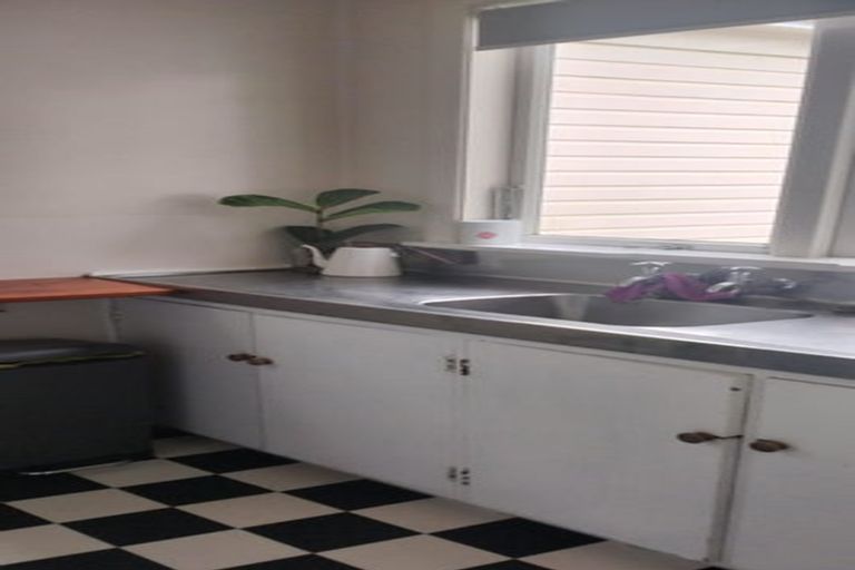 Photo of property in 13 Roy Street, Newtown, Wellington, 6021