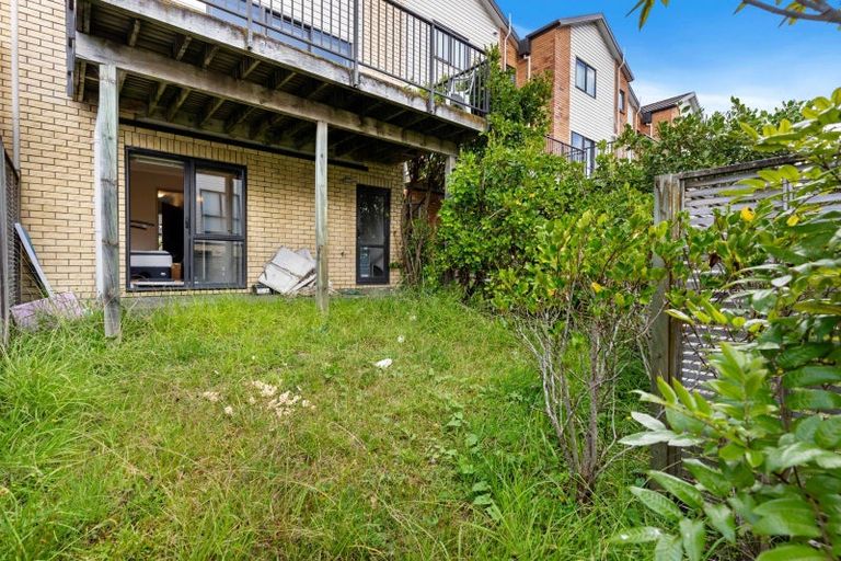 Photo of property in St Claire Village, 65/172 Mcleod Road, Te Atatu South, Auckland, 0610