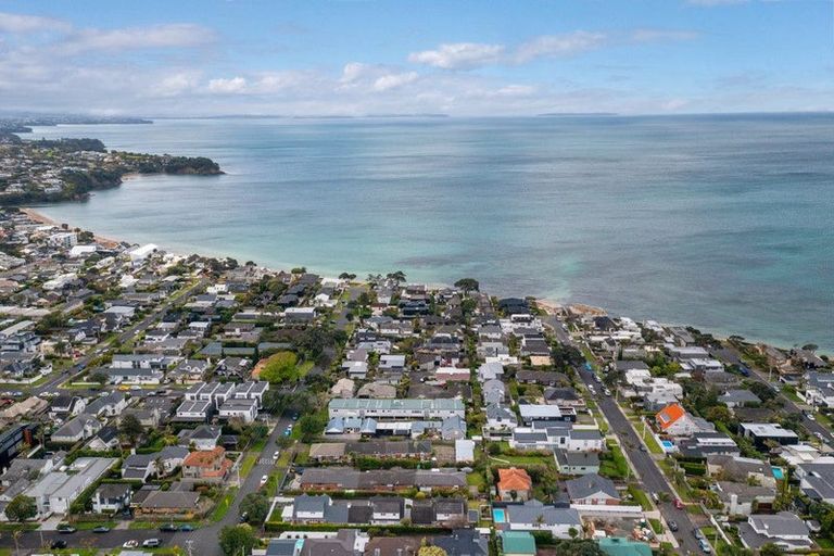 Photo of property in 3/15 Saltburn Road, Milford, Auckland, 0620