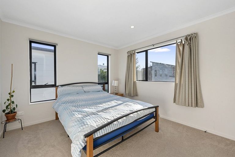 Photo of property in 11u1 Gazeley Avenue, Silverdale, Hamilton, 3216