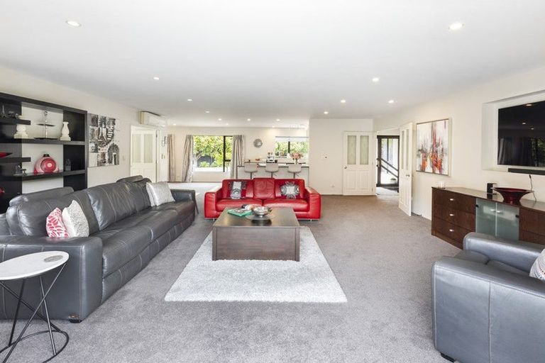 Photo of property in 19 Regent's Park Drive, Casebrook, Christchurch, 8051