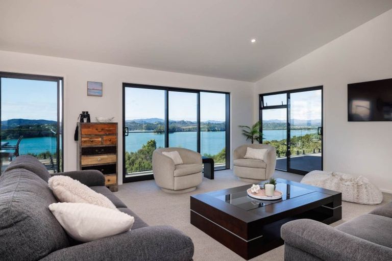 Photo of property in 27 Sullivans Road, Paihia, 0200