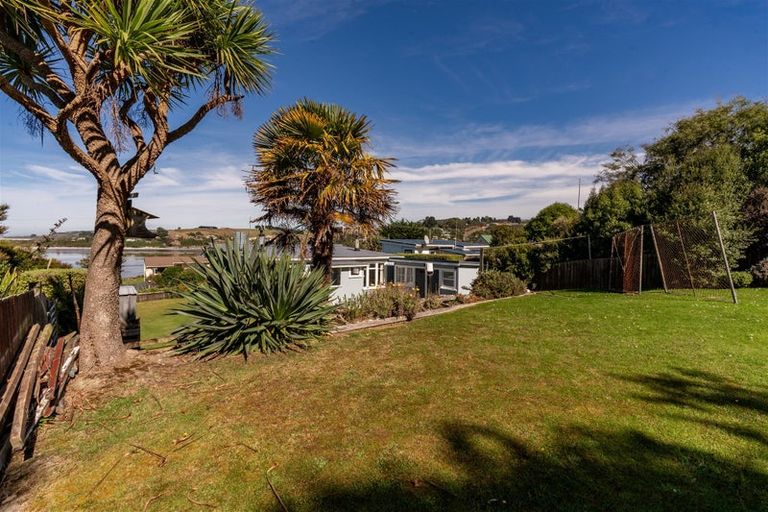 Photo of property in 1390 Taieri Mouth Road, Taieri Mouth, 9091