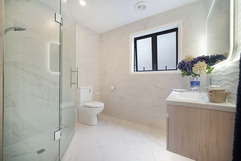 Photo of property in 9 Brickworks Bay Road, Hobsonville, Auckland, 0618