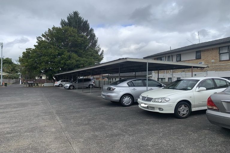 Photo of property in 7/90 Kenderdine Road, Papatoetoe, Auckland, 2025