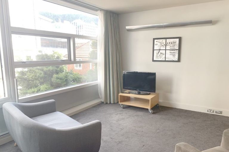 Photo of property in St Pauls Apartments, 67/43u Mulgrave Street, Thorndon, Wellington, 6011