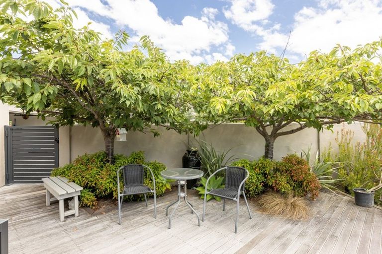 Photo of property in 29 Pukekura Place, Taradale, Napier, 4112