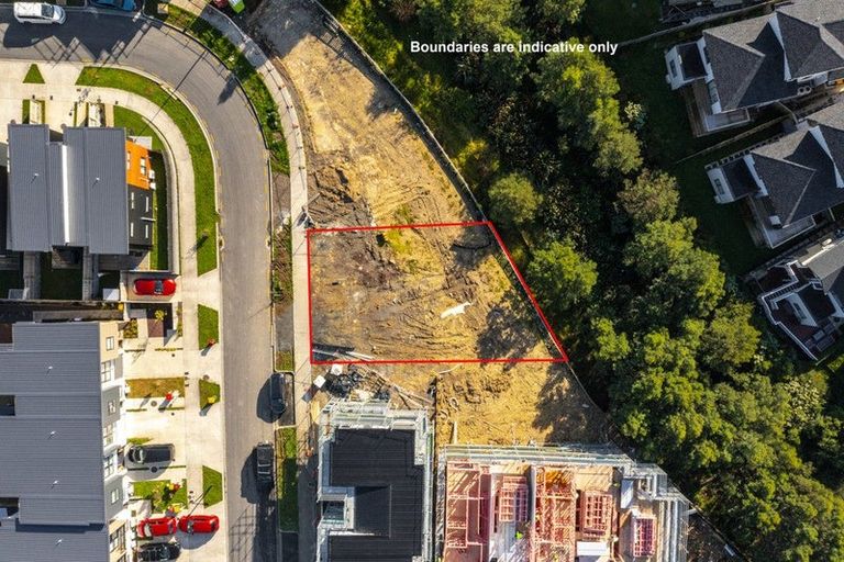 Photo of property in 35 Paina Crescent, Massey, 0614