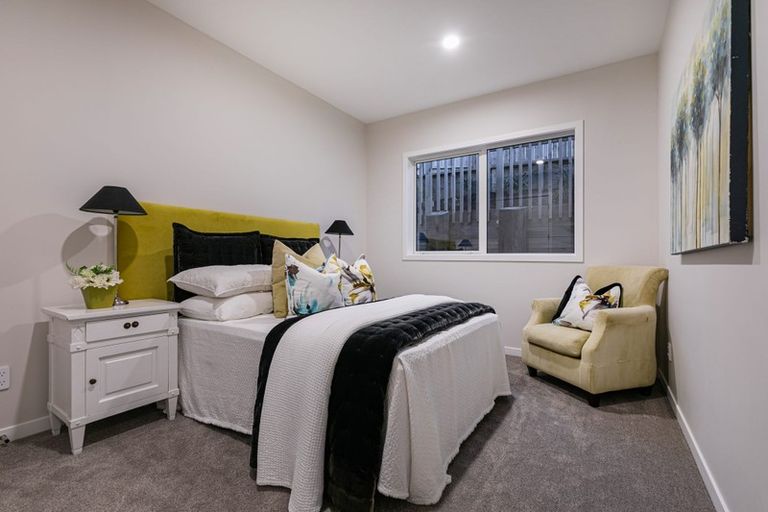 Photo of property in 7 Surf View Crescent, Red Beach, 0932