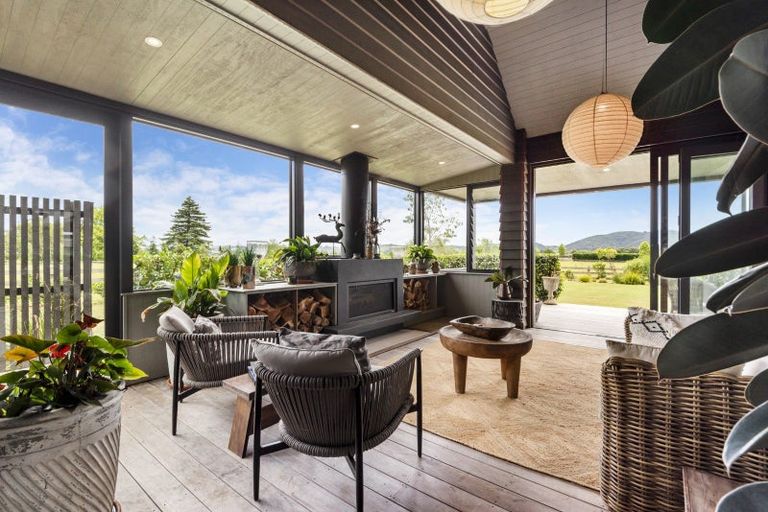 Photo of property in 162 Monument Road, Clevedon, Papakura, 2582