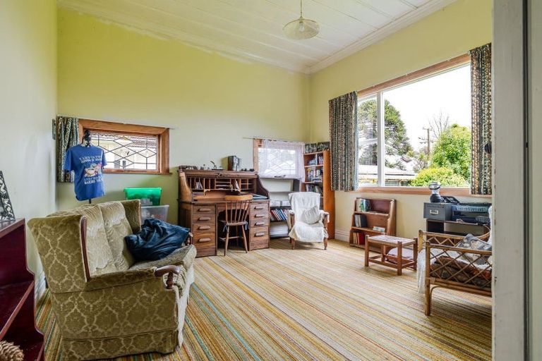 Photo of property in 42 Alfredton Road, Eketahuna, 4900
