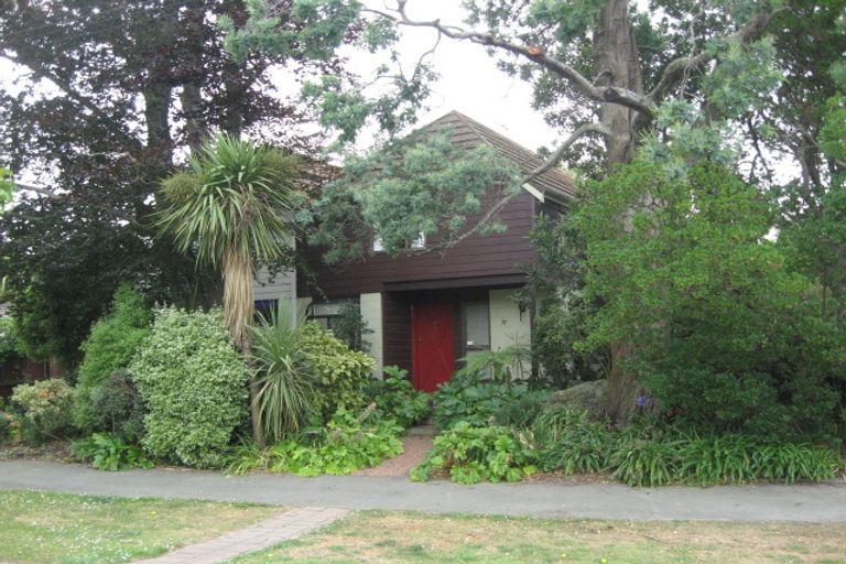 Photo of property in 37 Tomes Road, St Albans, Christchurch, 8052