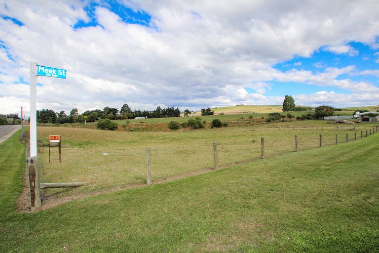 Photo of property in 1 Main Street, Weston, Oamaru, 9401