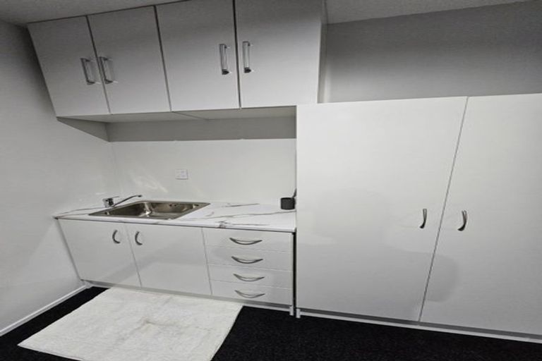 Photo of property in 139a Henderson Valley Road, Henderson, Auckland, 0612