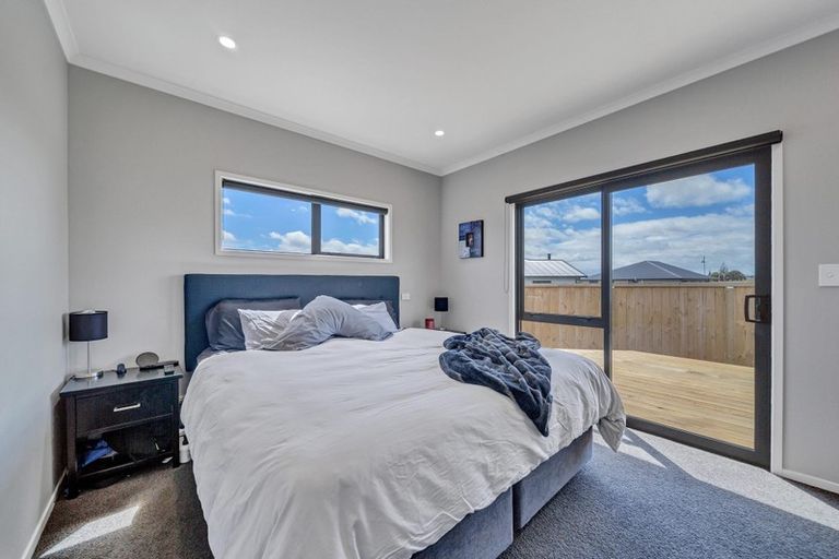 Photo of property in 8 Reremoana Close, Hawera, 4610