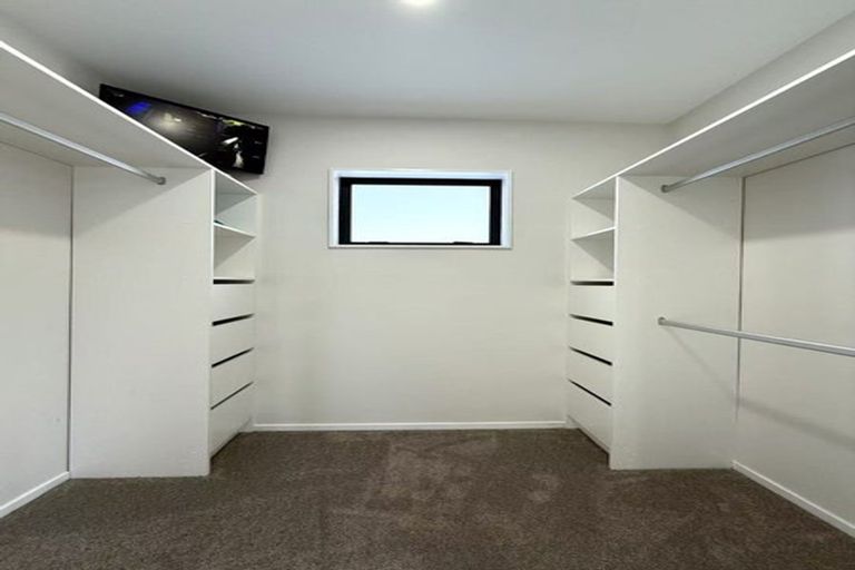 Photo of property in 4 Tawapou Close, Massey, Auckland, 0614