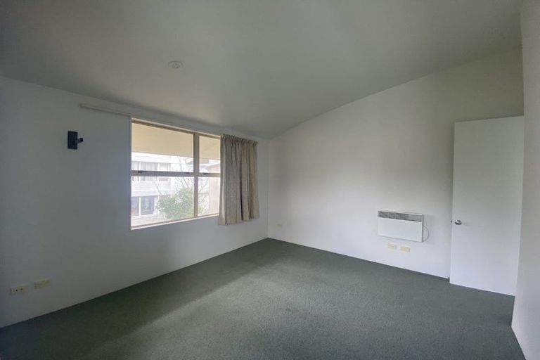 Photo of property in Sirocco Apartments, 801/8u Church Street, Wellington Central, Wellington, 6011