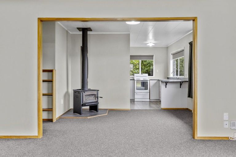 Photo of property in 4 Hinemoa Avenue, Taupo, 3330
