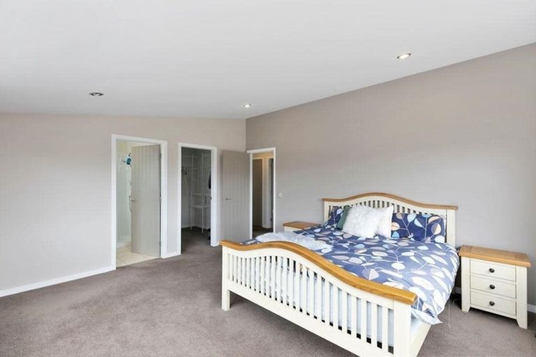 Photo of property in 48 Winsley Terrace, Churton Park, Wellington, 6037