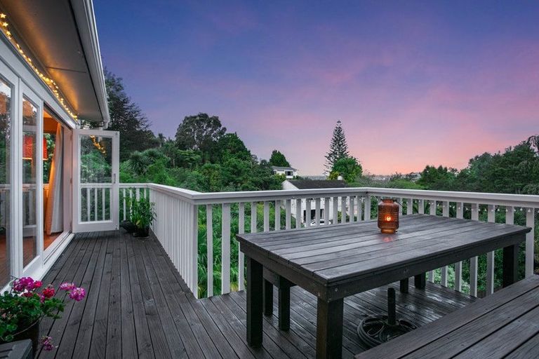 Photo of property in 50 Pleasant Road, Glen Eden, Auckland, 0602