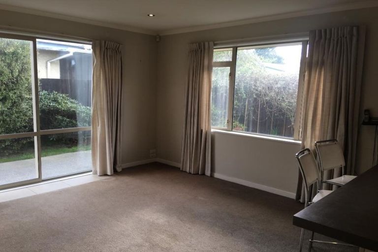 Photo of property in 1b Staffordshire Street, Burwood, Christchurch, 8083