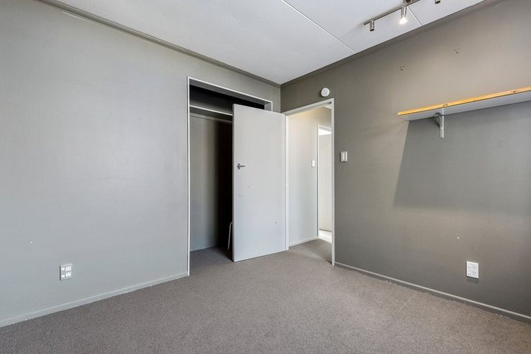 Photo of property in 1/5 Division Street, Riccarton, Christchurch, 8041