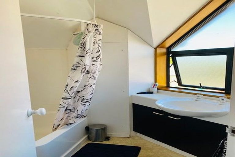 Photo of property in 158f Edgeware Road, Edgeware, Christchurch, 8013