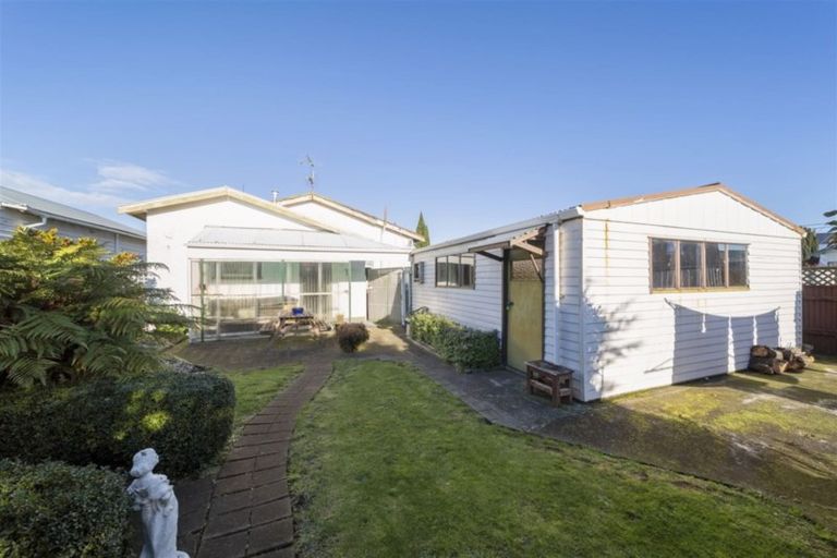 Photo of property in 255 Princes Street, Hawera, 4610