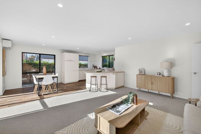 Photo of property in 2/8 Fovant Street, Russley, Christchurch, 8042