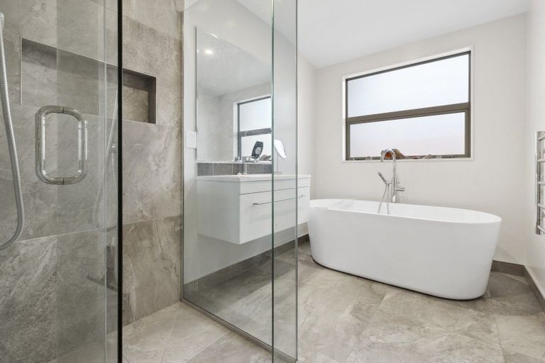 Photo of property in 30 Mount Linton Avenue, Wanaka, 9305