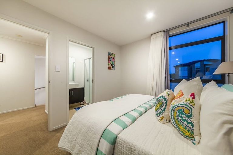 Photo of property in 4/182 Flat Bush School Road, Flat Bush, Auckland, 2019