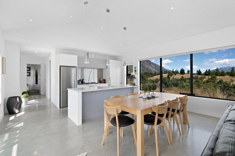 Photo of property in 28 Mckellar Drive, Jacks Point, Queenstown, 9371