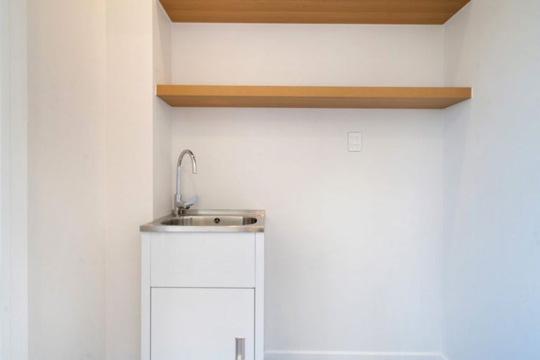 Photo of property in 23 Puhikawa Street, Massey, 0614