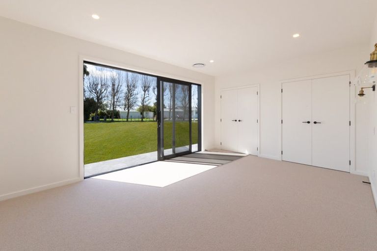 Photo of property in 11 Te Kahu Lane, Halcombe, 4779