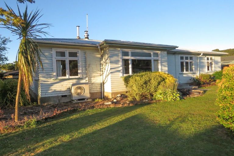 Photo of property in 30 Cavell Street, Reefton, 7830
