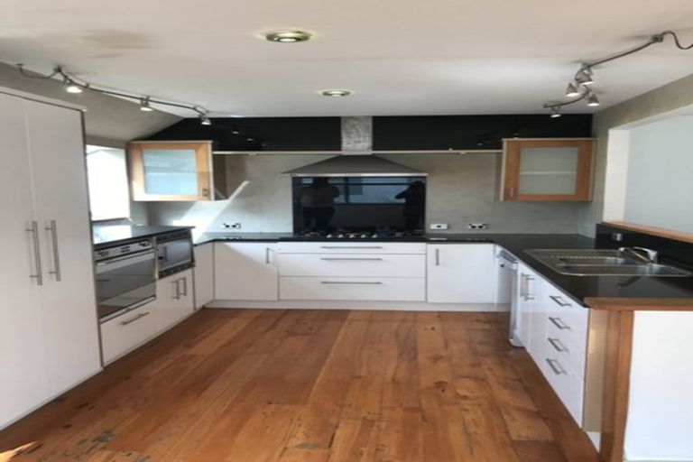 Photo of property in 2/11 Montrose Terrace, Mairangi Bay, Auckland, 0630